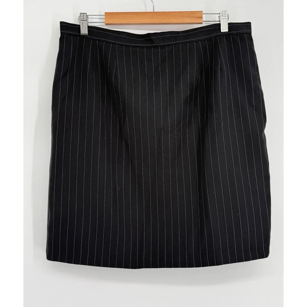 Glow Womens Pinstripe Skirt Suit Set Black  2 Piece Blazer Pencil Skirt Sz 16